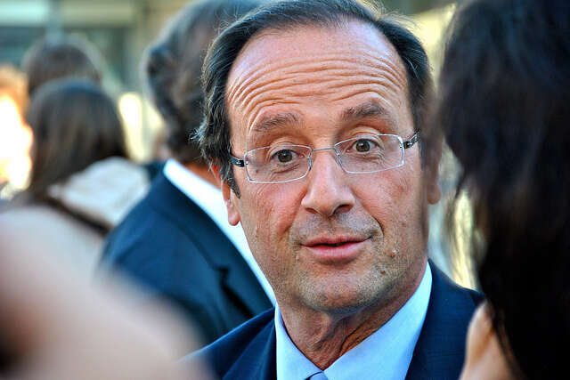Francois Hollande hrál při
