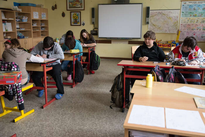Ve vyšších ročnících jsou ještě speciální třídy, některé předměty ale mají společně s ostatními.