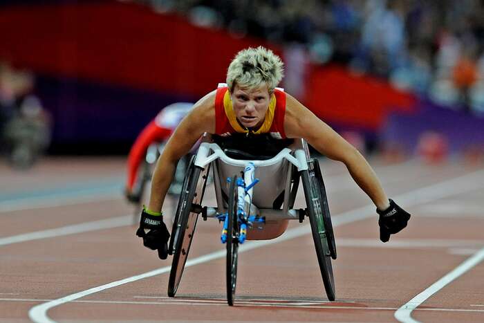 Marieke Vervoortová se dostala do světových médií poté, co prozradila, že zvažuje po paralympiádě eutanázii. Na turnaji vybojovala stříbro a svůj postoj přehodnotila, diskuze o právu na smrt však běží dál. Foto gsport.be