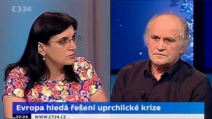 Konfrontace proponentů dvou extrémních názorů pouze budí zdání objektivity. Realita není průměrem možností, oba póly je nutno zasadit do kontextu. Repro DR