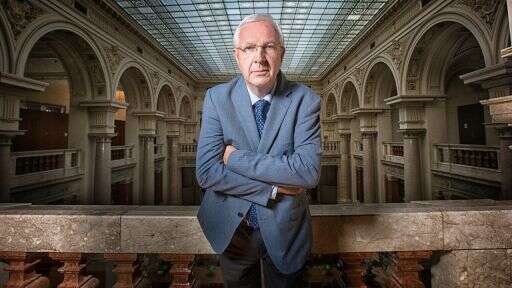 Profesor Jiří Drahoš je úspěšný a uznávaný vědec, má na kontě mimo jiné čtrnáct patentů a šest desítek statí v mezinárodních periodikách. Foto ceskatelevize.cz