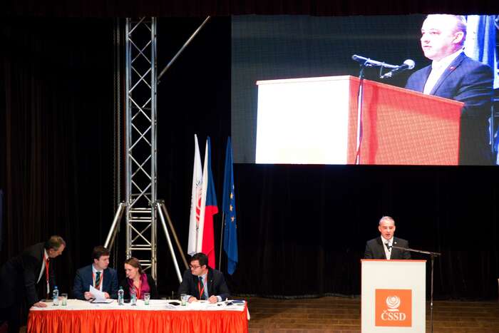 Josef Středula delegátům: Dělejte to jako my, budete taky tak úspěšní.