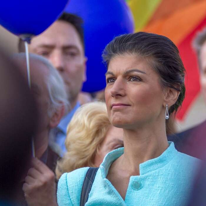 Sahra Wagenknechtová se již nějaký čas snaží nastolit téma ochrany německé kultury a identity před migranty. Foto FB S. Wagenknechtové