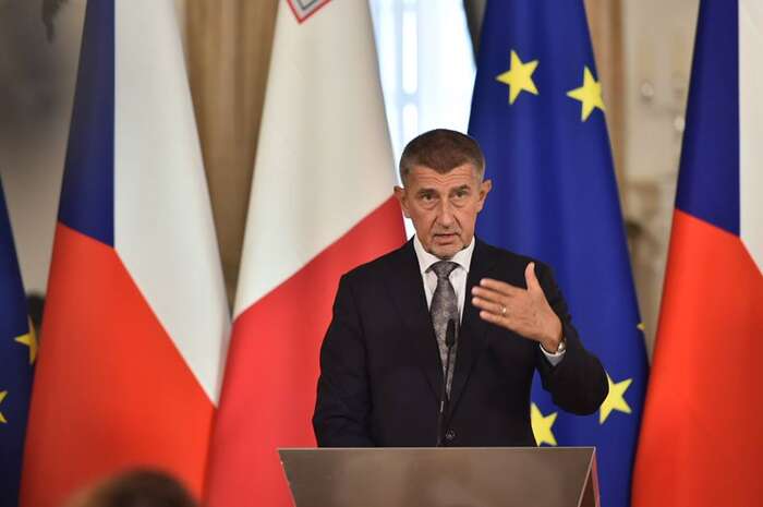 „Proč bychom přijímali padesát syrských sirotků? Máme sirotky i u nás. Já jsem šel do politiky hlavně proto, abych se staral o české občany,“ řekl v rozhovoru pro Právo Andrej Babiš. Foto FB A. Babiše