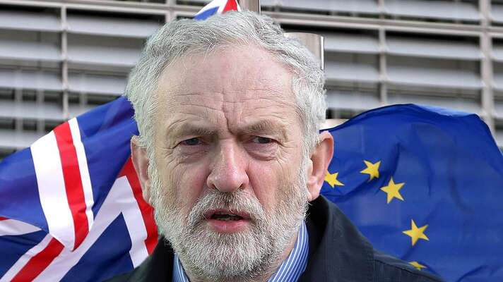 Kritikové zevnitř labouristického hnutí tlačí aktuálně na Jeremyho Corbyna, aby odstoupil bez prodlení. Foto Sky News