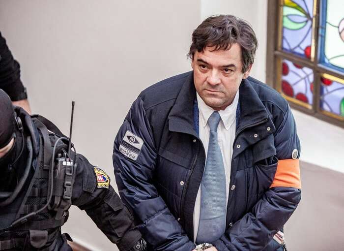 Marián Kočner. S jeho zatknutím sa otvorila Pandorina skrinka — obsah Kočnerovho telefónu a rôzne nahrávky jeho rozhovorov. Bol povestný tým, že si nahrával všetko a všetkých. Repro DR