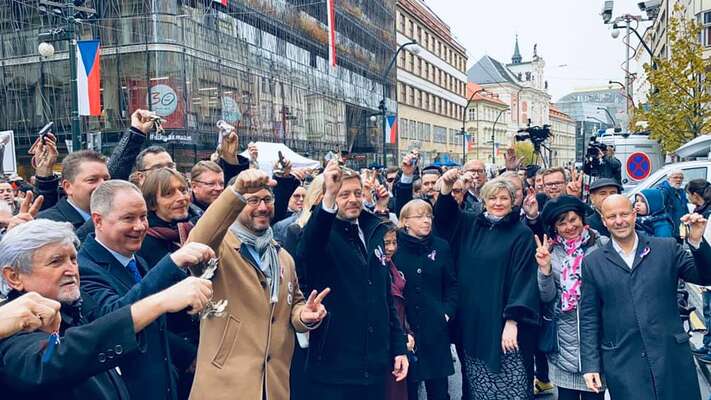 Zatímco hnutí ANO stačilo na zisk poslaneckého křesla 19 tisíc hlasů, Starostové potřebovali na jeden mandát hlasů více než 43 tisíc. Foto Facebook STAN