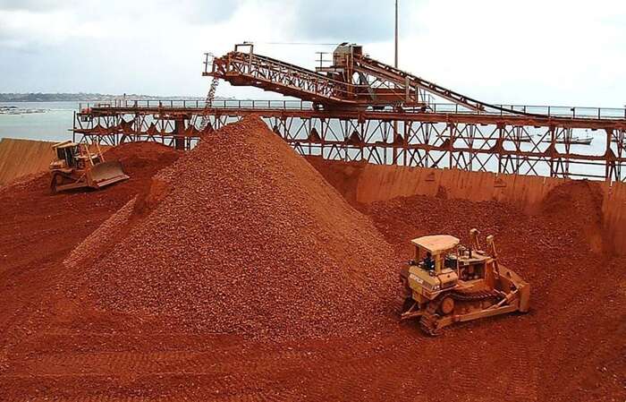 Ghana je už dnes třetím největším exportérem bauxitu v Africe. Nová dohoda s Čínou má těžbu zmnohonásobit. Foto BMG