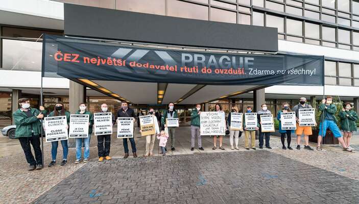 ČEZ je největší producentem rtuti do ovzduší u nás. Foto Hnutí Duha