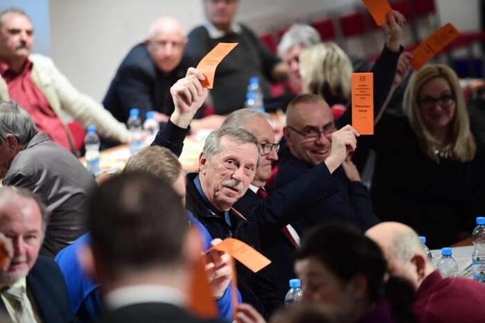 Sociální demokracie se z kdysi demokratické strany proměňuje ve spolek otroků, říká dnes už bývalý předseda organizace v Ústeckém kraji Miroslav Andrt. Foto FB ČSSD