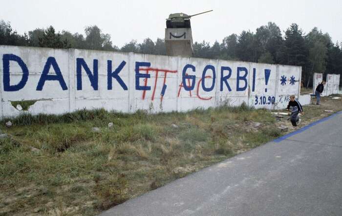 Neočekávám, že západ Německa přijme revoluci v roce 1989 za svou. To by bylo špatné a pokrytecké. Revoluce, pokojná a úspěšně dovršená, patří východním Němcům. Mým rodičům a prarodičům. Foto WmC