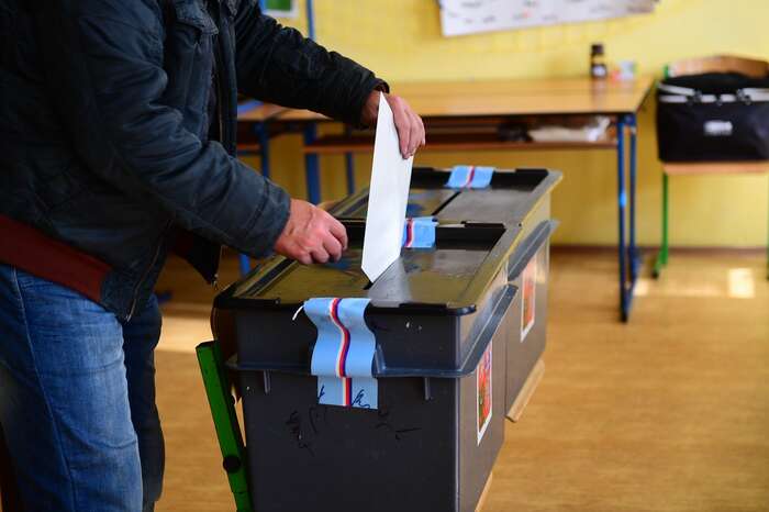 V třídílné analýze předpokládaných výsledků prvního kola senátních voleb jsme v Deníku Referendum správně odhadli jedenačtyřicet z dvaapadesáti kandidátů, kteří postoupili do druhého kola. Foto Ministerstvo vnitra