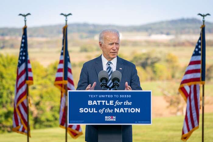 Podle průměrů ze všech průzkumů zveřejňovaných systematicky webem RealClearPolitics tak nyní vede o 9,7 procenta. Foto Adam Schultz, Biden for President, flickr