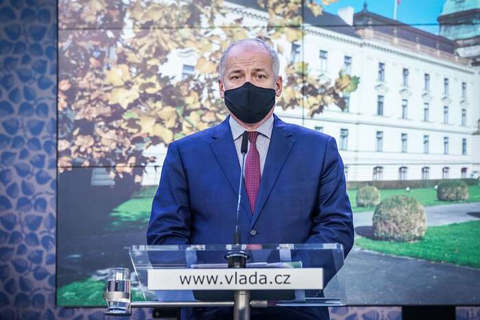 V žebříčku nejkratší dobu sloužících členů vlády by Roman Prymula mohl obsadit pěkné páté místo. První příčku drží téměř nedostižná Karolína Peak, která byla ministryní obrany pouhých osm dní. Foto ÚV ČR