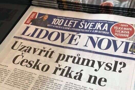 Na Babišovy Covidovky si jen tak někdo nepřijde: zavřít by totiž nejspíš musela i Lovochemie, DEZA, ba i Kostelecké uzeniny. Foto DR