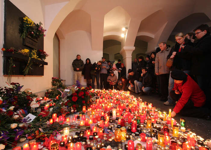 Sedmnáctý listopad je svátkem svobody. Je dobré a prospěšné vzpomínat na všechny skutečné oběti nesvobody a obhájce svobody, ať už v jakémkoli režimu naší minulosti, a naslouchat těm z nich, kteří ještě žijí. Foto Michal Kalášek, Mediafax